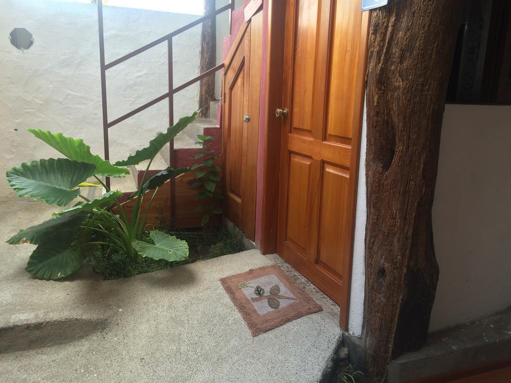 Galapagos Best Hostel Puerto Ayora  Ngoại thất bức ảnh