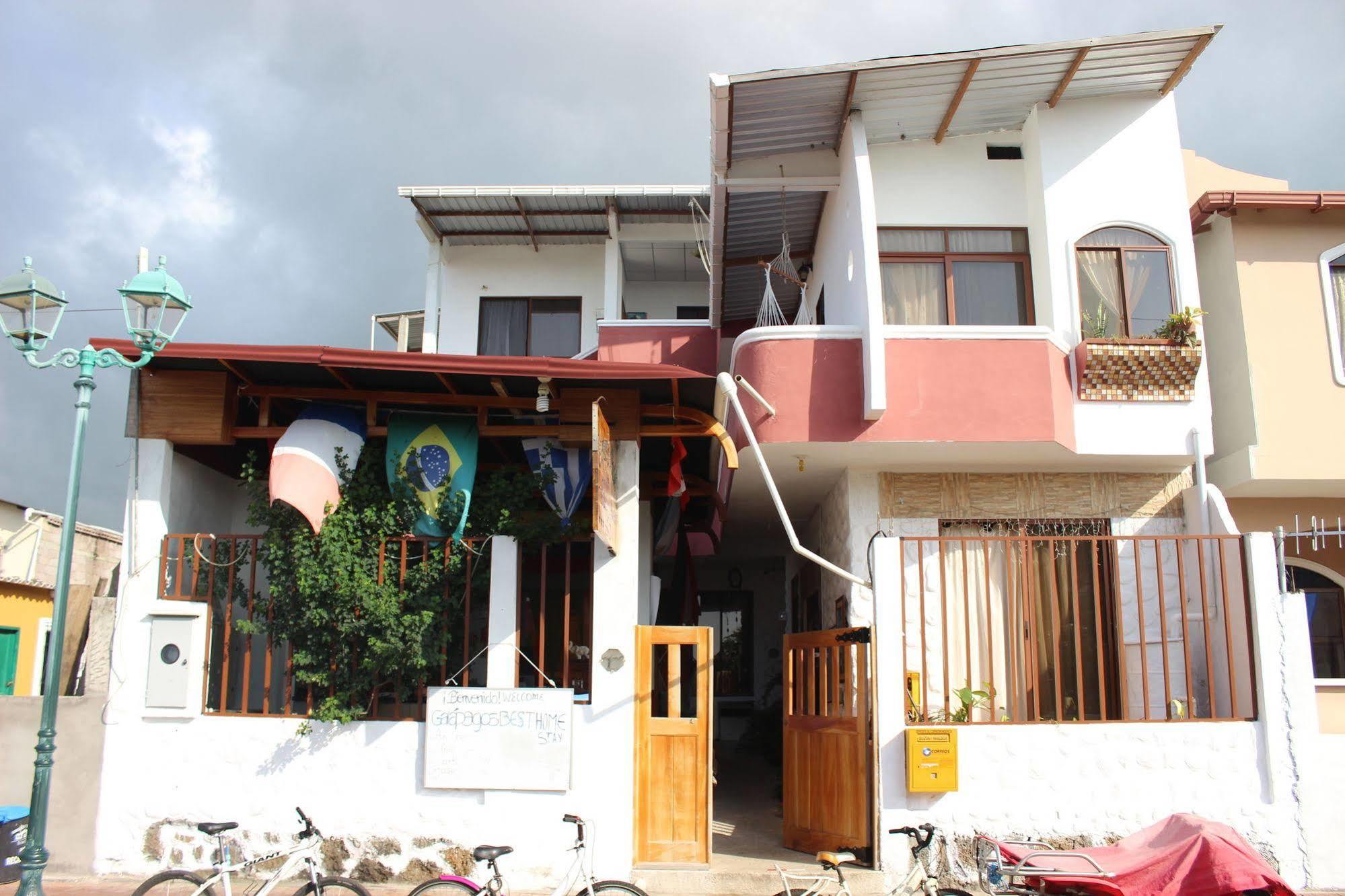Galapagos Best Hostel Puerto Ayora  Ngoại thất bức ảnh