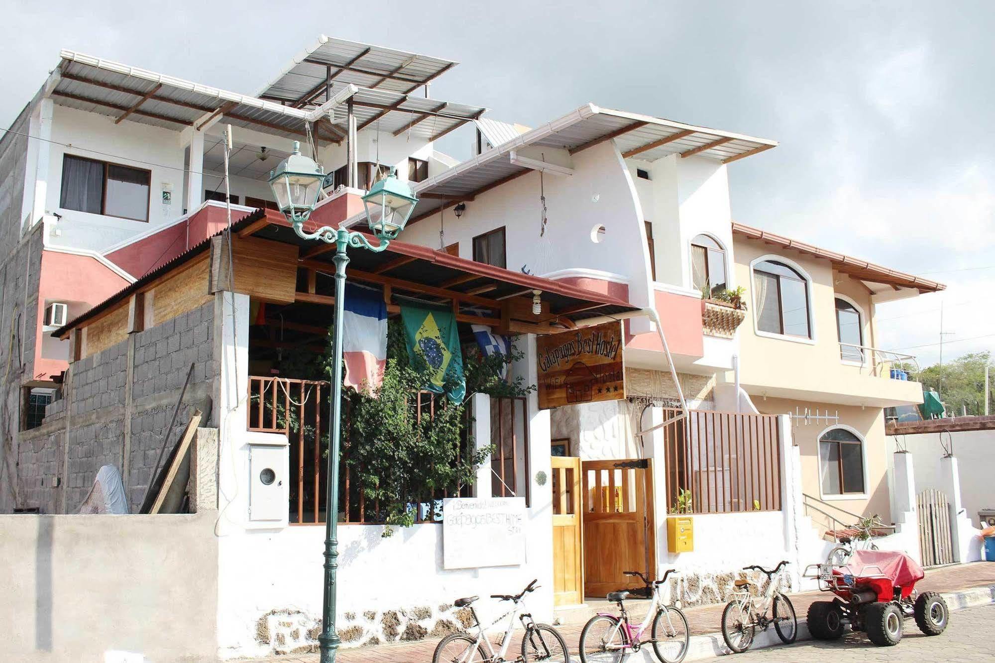 Galapagos Best Hostel Puerto Ayora  Ngoại thất bức ảnh
