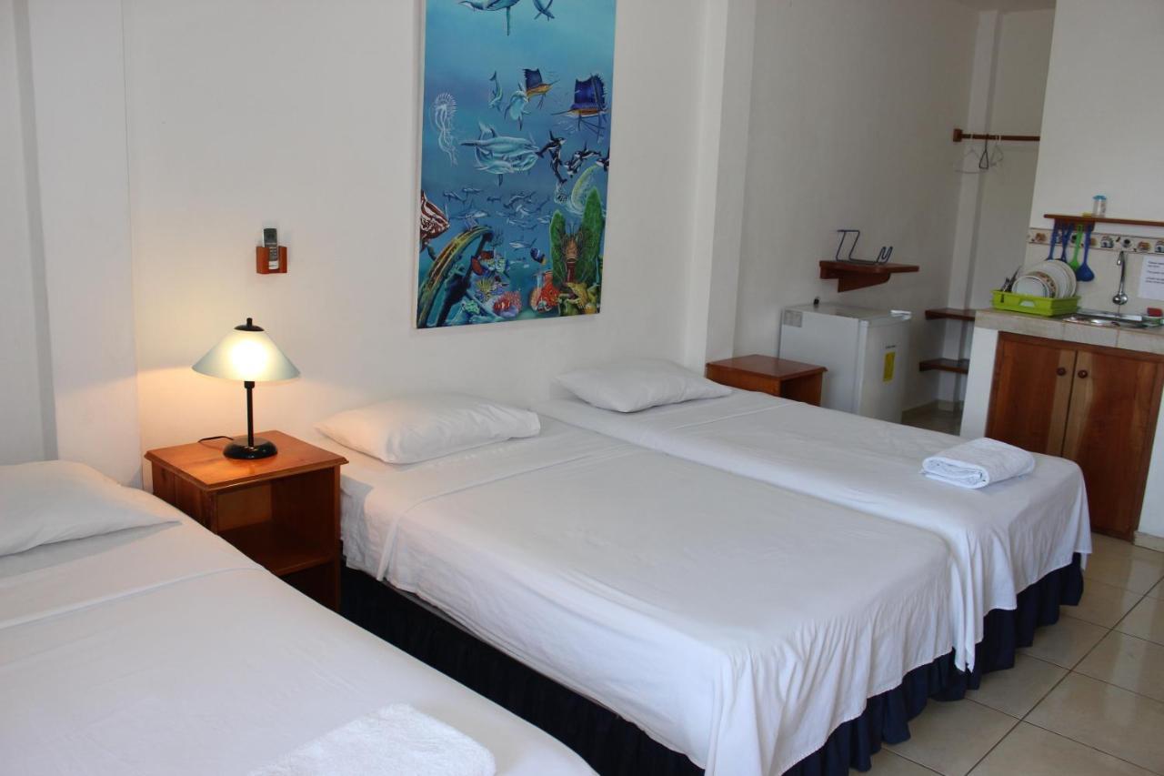 Galapagos Best Hostel Puerto Ayora  Ngoại thất bức ảnh