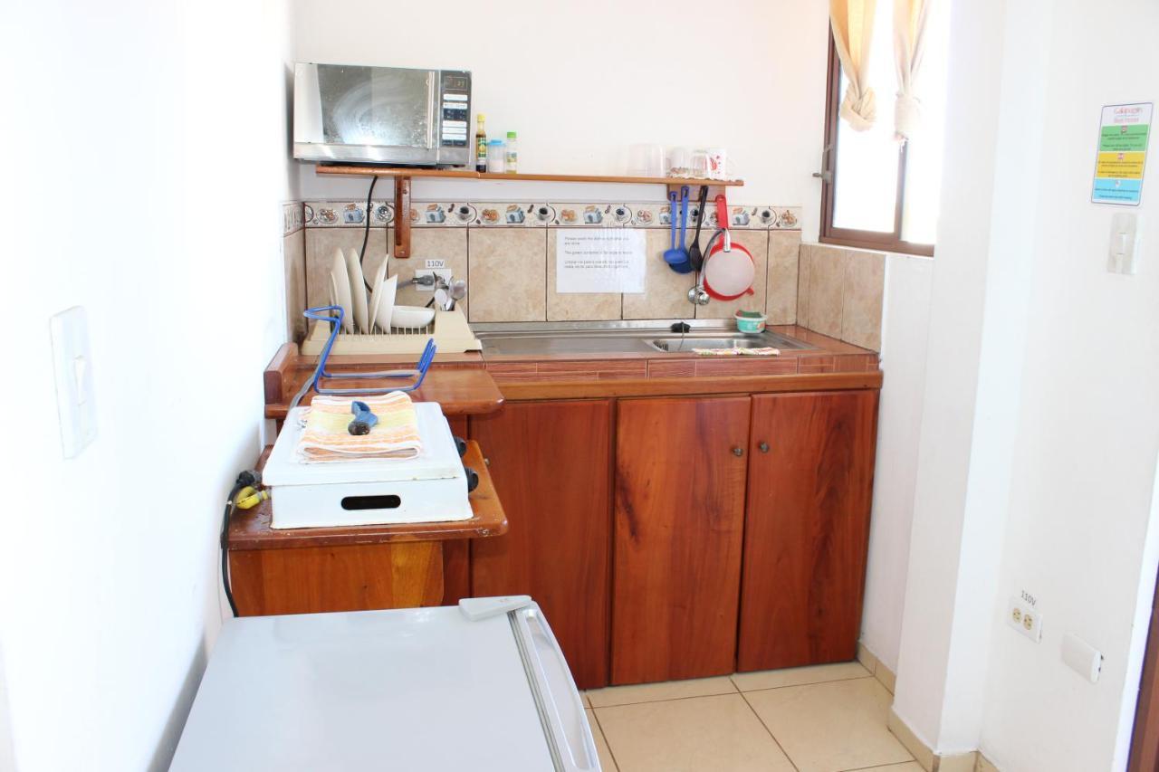 Galapagos Best Hostel Puerto Ayora  Ngoại thất bức ảnh